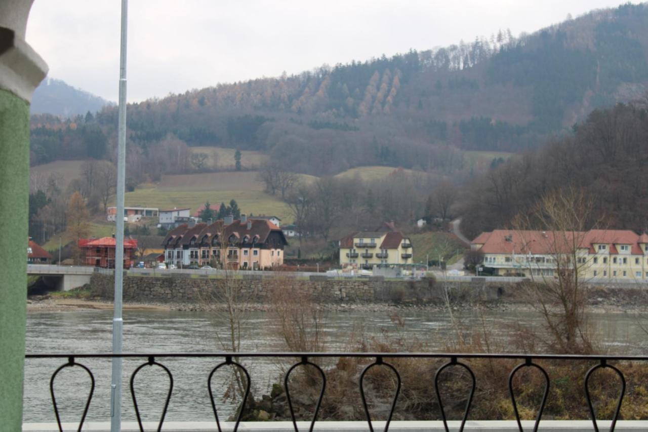 Haus-Donau In Der Wachau Apartment Aggsbach ภายนอก รูปภาพ